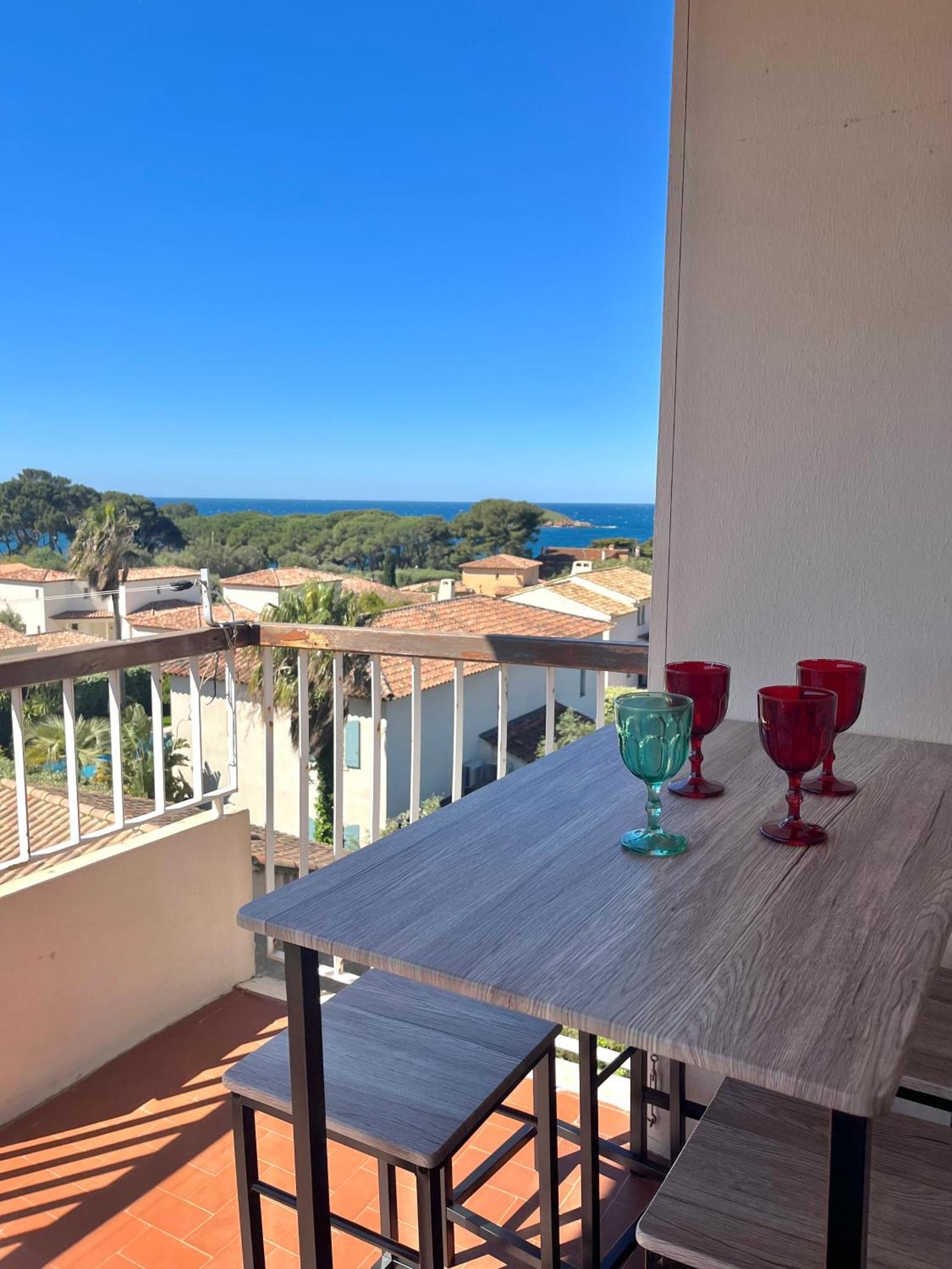 Appartement T3 Terrasse Vue Mer Bandol Exterior photo